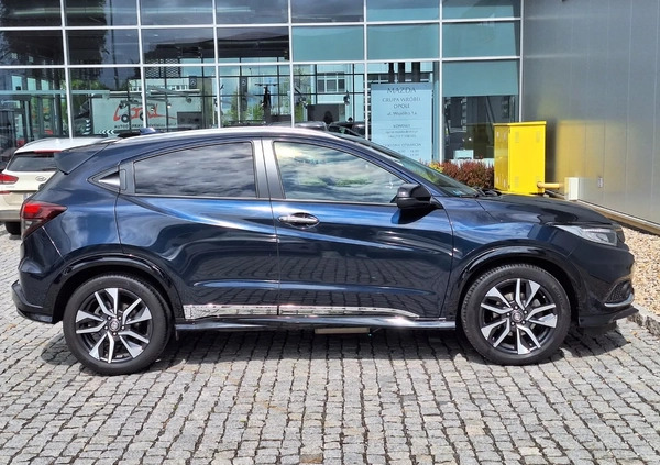 Honda HR-V cena 107500 przebieg: 63700, rok produkcji 2019 z Dąbie małe 301